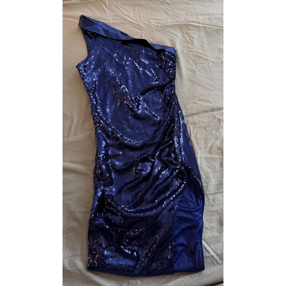 Women's Nadia Sequin Gown Dress In Navy Blue